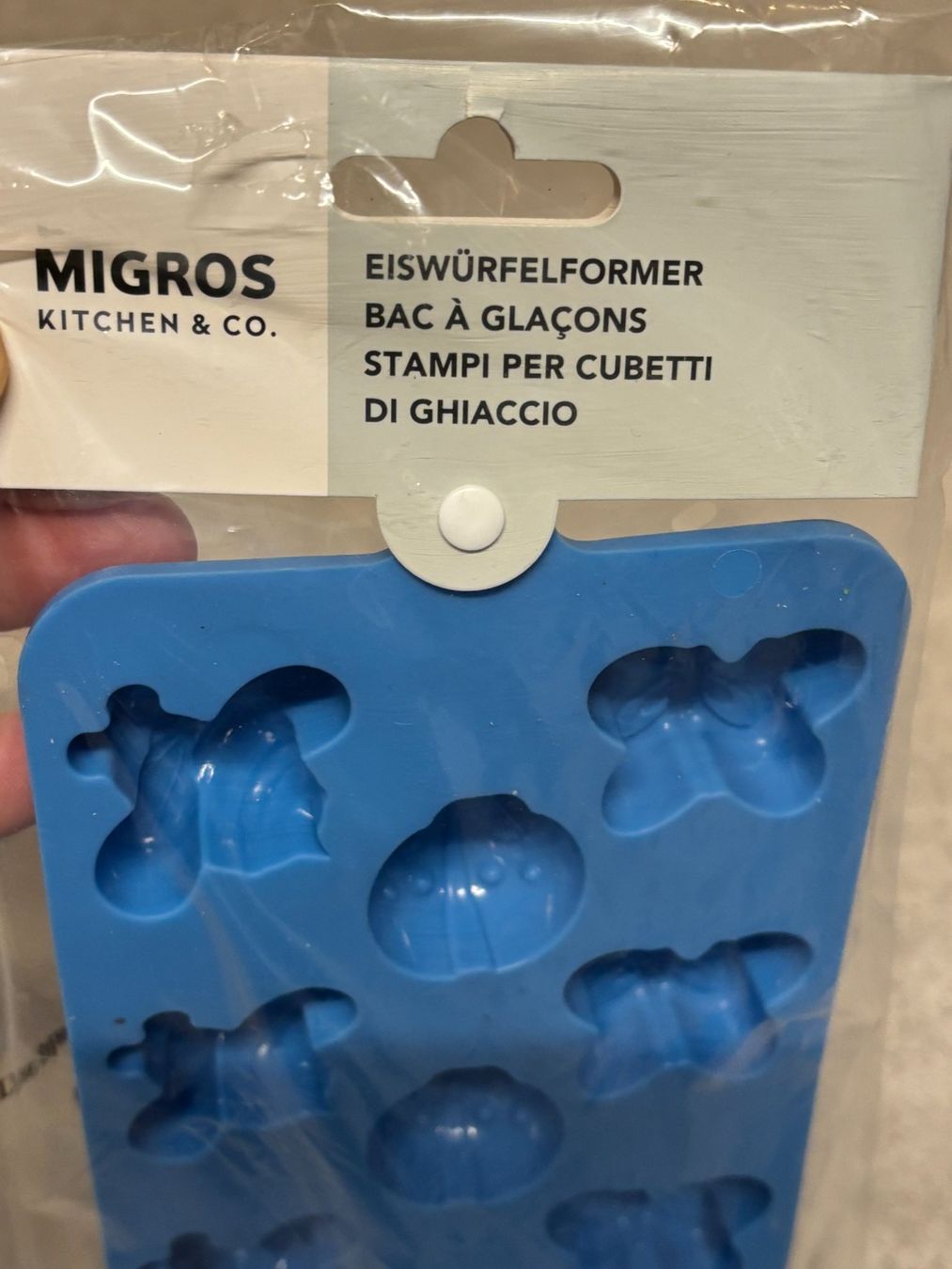 Teglie da forno: Bac a glaçons silicone neuf abeille coccinelle – Nuovo (secondo la descrizione) da Salvenach venduto da gwenwywar 1