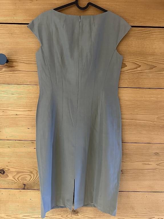 Kleider: Kleid Laurel grau Gr. EU 36 – Gebraucht aus Bärau von JeJeG 1