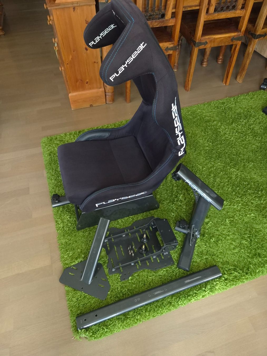 Playseat Stühle: Playseat Evolution PRO ActiFit – Top Zustand – Gebraucht aus Einsiedeln von mac_f2q7