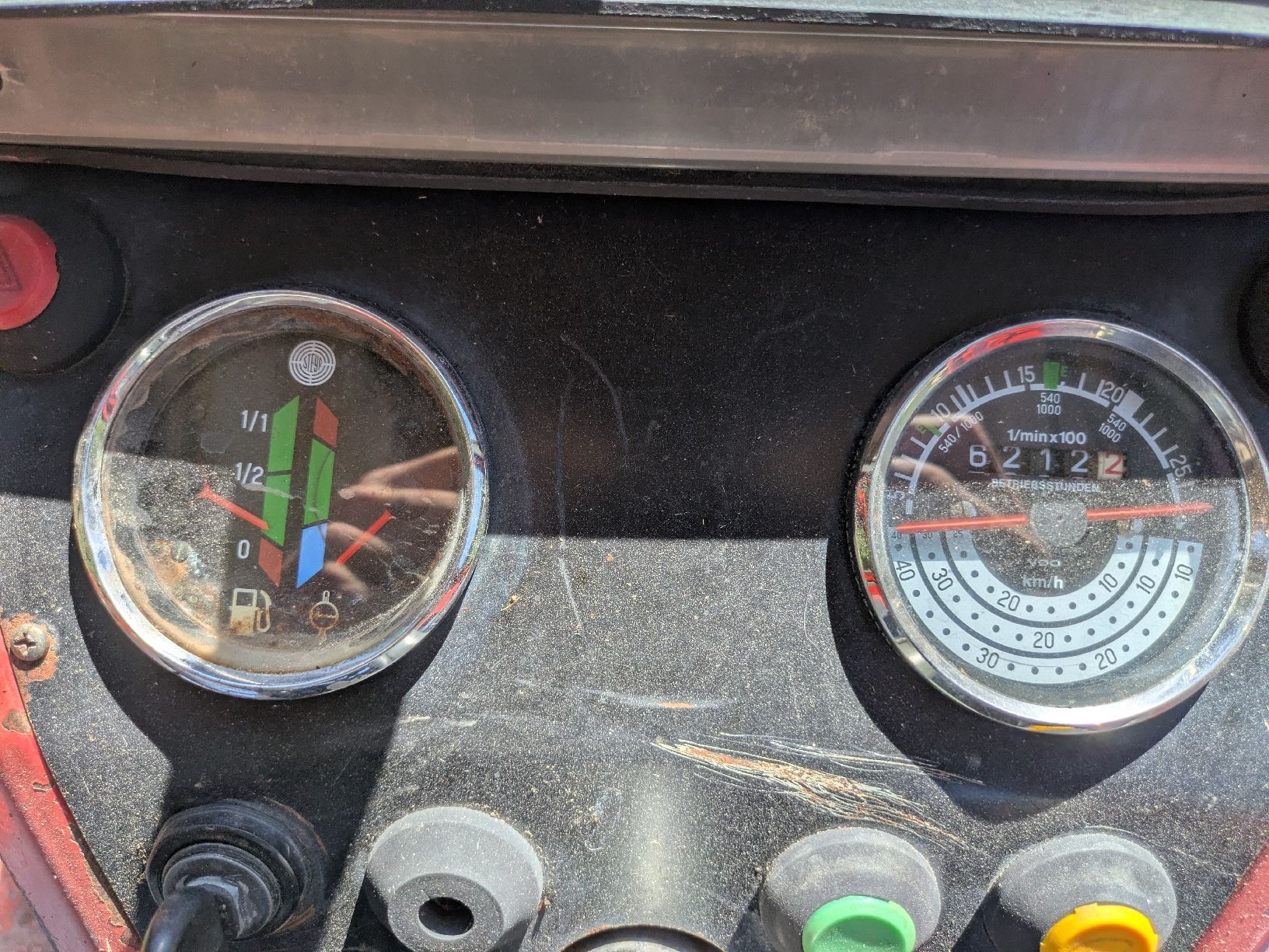 Steyr Trattori: Traktor Steyr 8065 Allrad Turbo – Usato da Veltheim AG venduto da Farmingboy99 2
