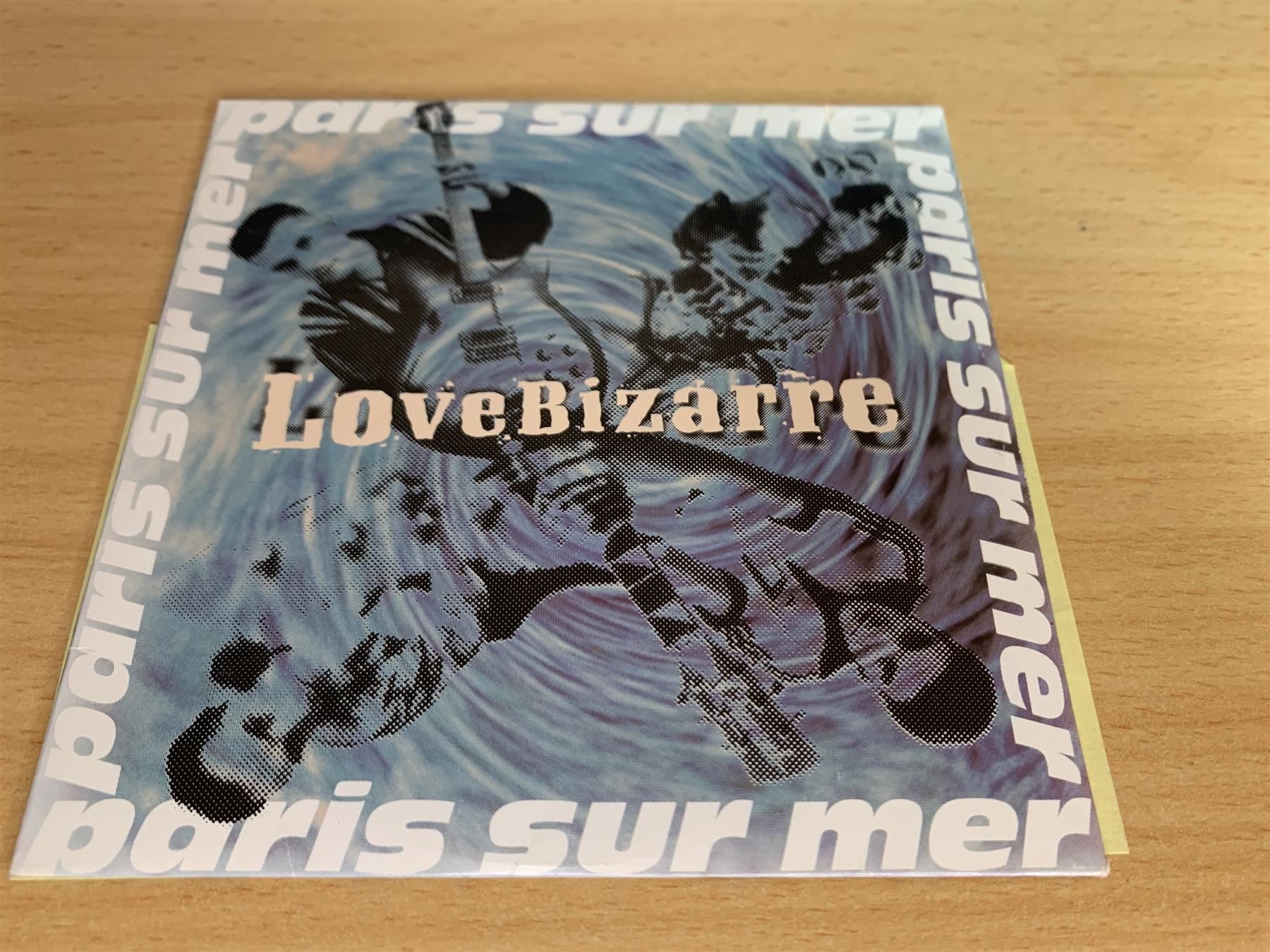 CD: Love Bizarre – Paris Sur Mer – Usato da Rikon im Tösstal venduto da Alpenmutz
