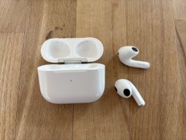 Apple AirPods 3 