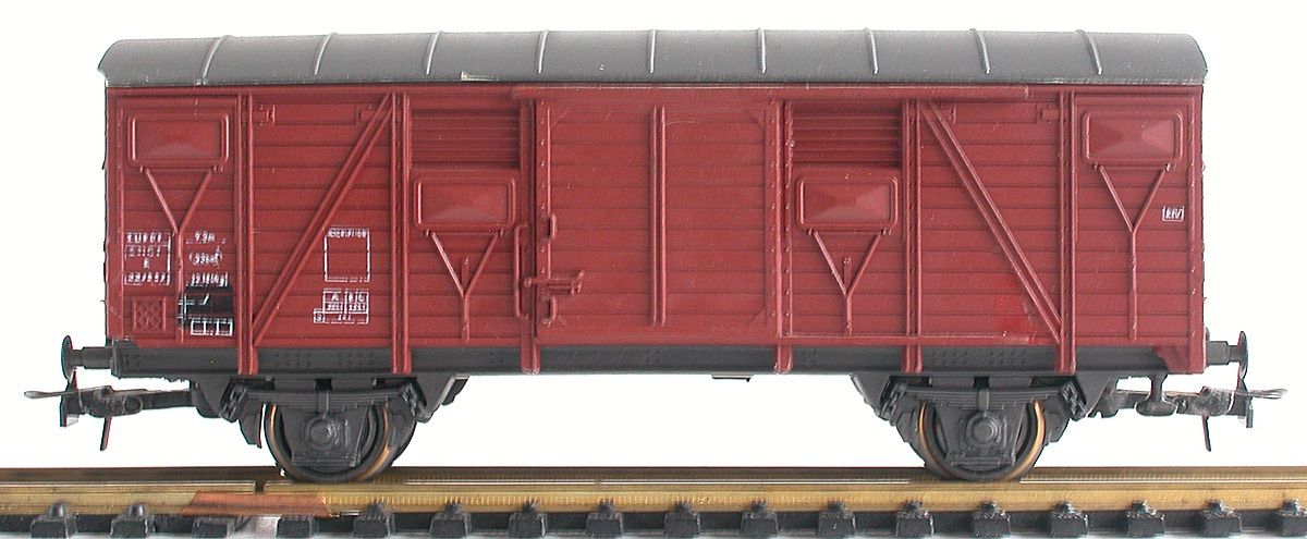 Roco Modelleisenbahnen: Roco gedeckter Güterwagen der SNCF Spur H0 – Gebraucht aus Oberwil BL von Klang 1