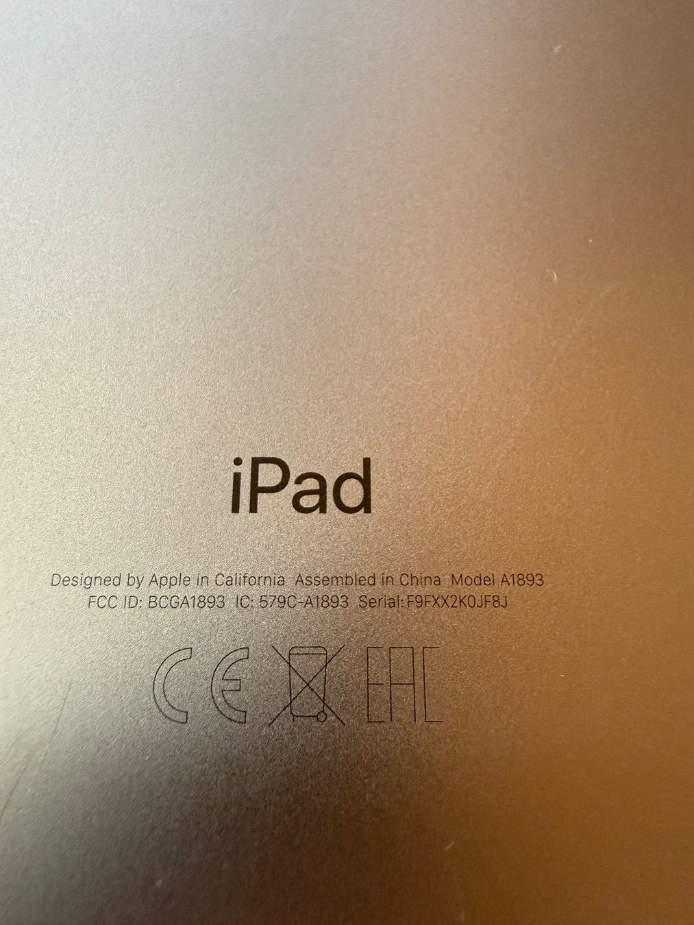 Apple Tablet PC: iPad 6. Generation 32GB WiFi – Usato da Birmensdorf ZH venduto da Schliffi9 1