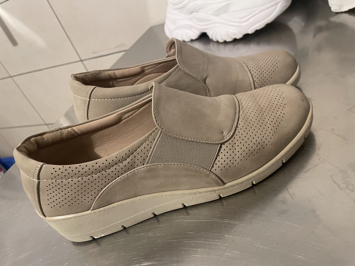 Scarpe da donna: Damenschuhe 41 designed in  Italy – Usato da Frauenfeld venduto da Waldtaube53 1