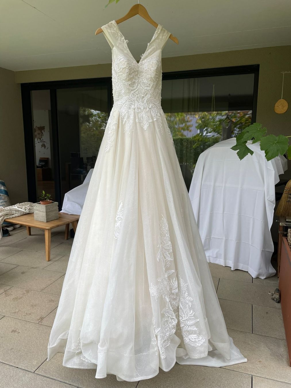 Robes: Hochzeitskleid – D'occasion à Wagen par Focuscrew 3