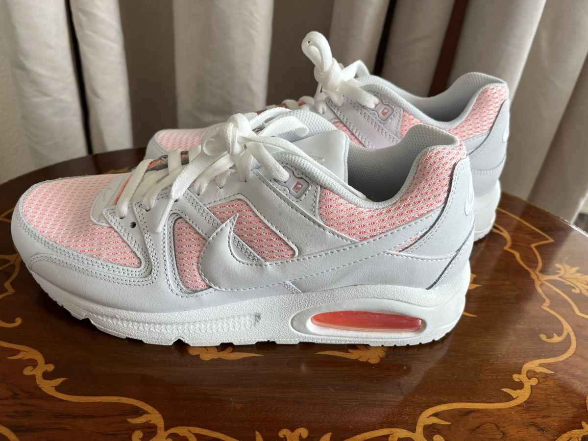 Nike Chaussures femmes: Nike Air Max Commande,Taille 42, neuve! – Neuf avec emballage d'origine à Ballens par Annushka26 1