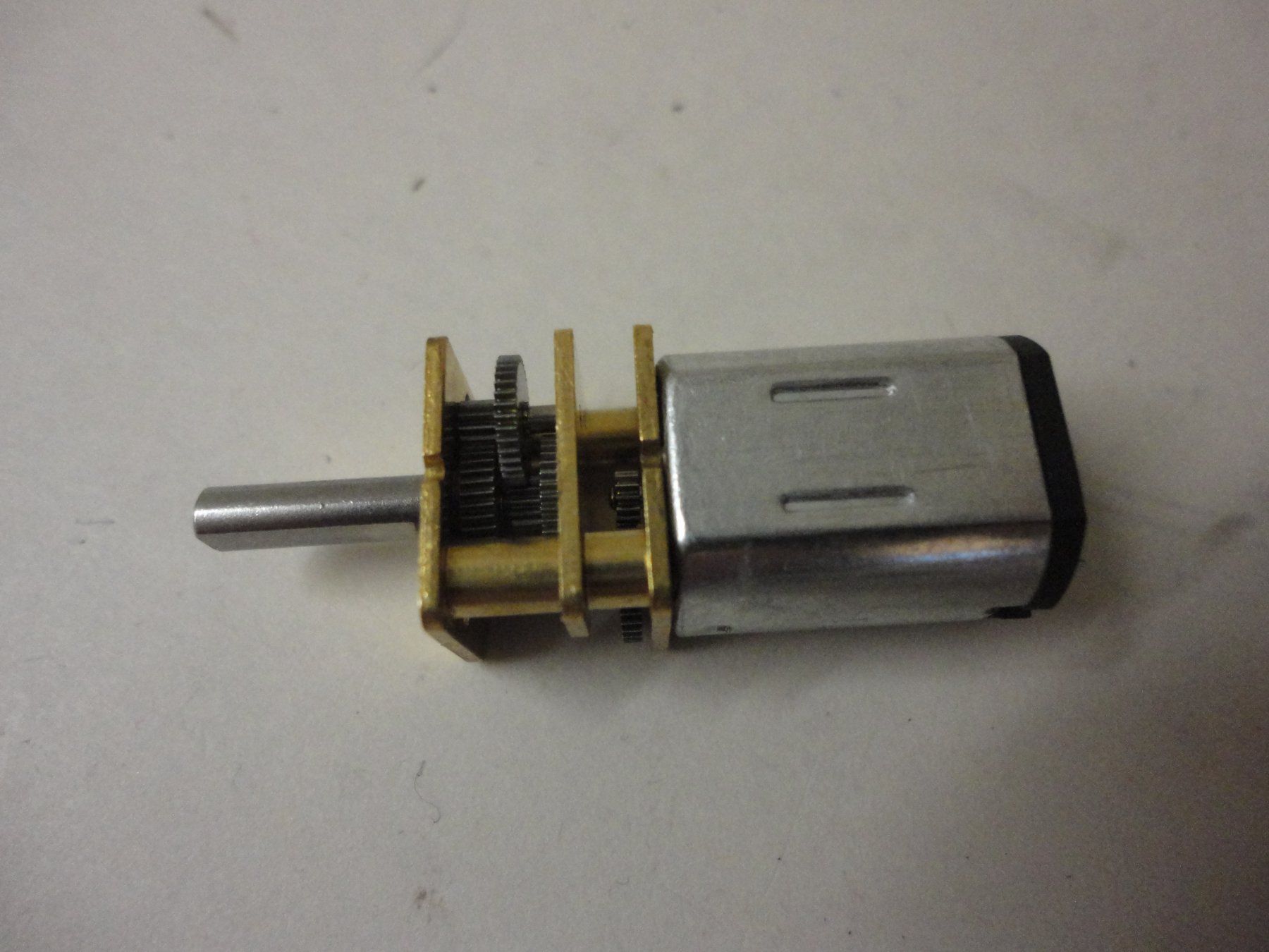 Modellismo RC: Kleinstgetriebemotor 6V, 100 U/min – Nuovo e nell'imballaggio originale da Horgen venduto da RcModell
