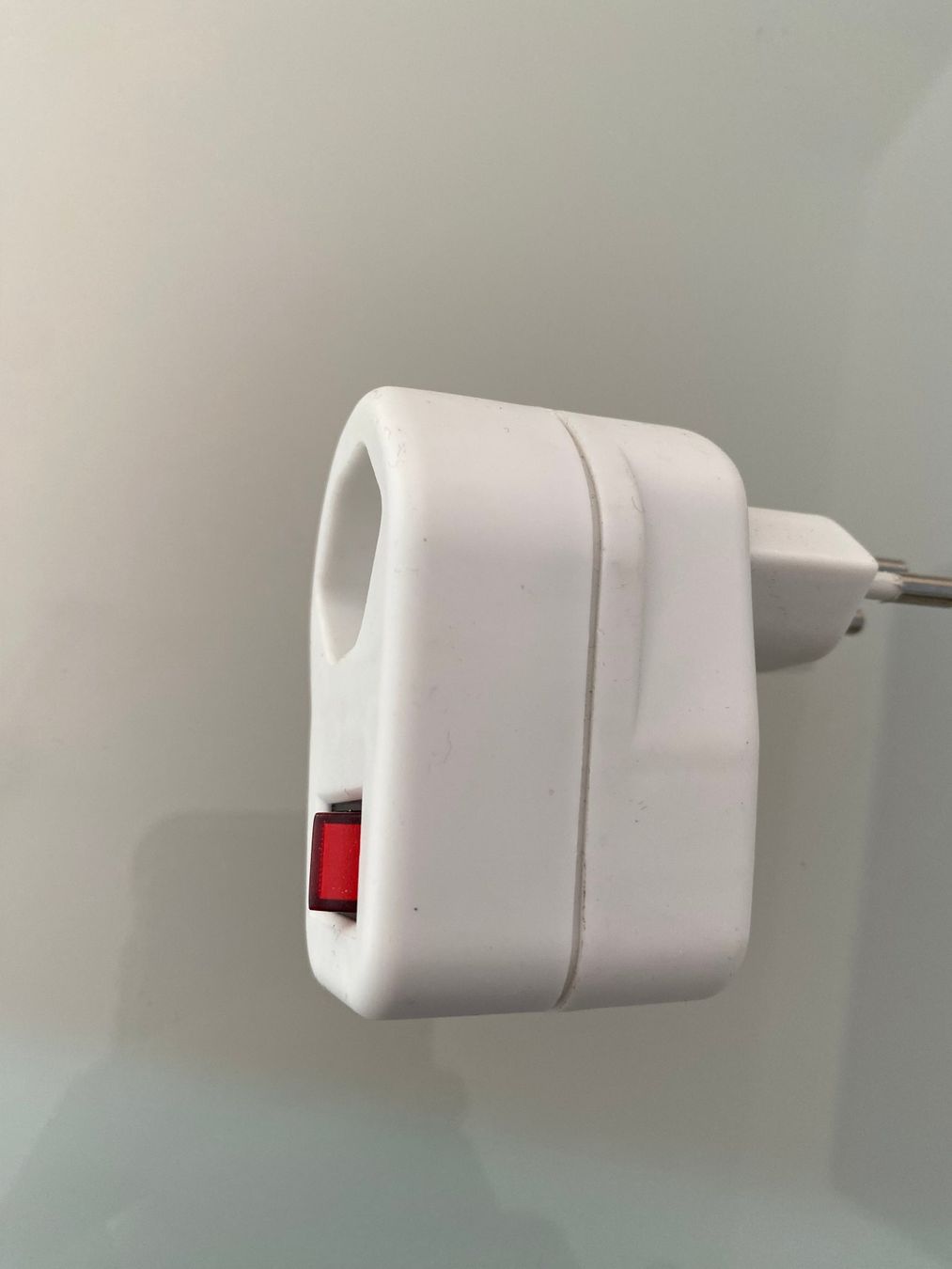 Spine: Steckdosenerweiterung: Elektrische Geräte einfach abschalten – Usato da Bern venduto da eric_lewis 3