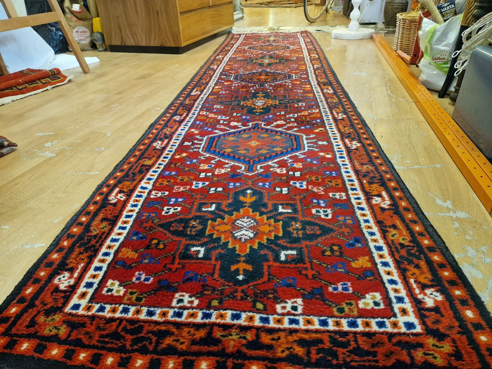 Tappeti: Orientteppich Läufer rot mehrfarbig – Usato da BERN venduto da Intarsia 7