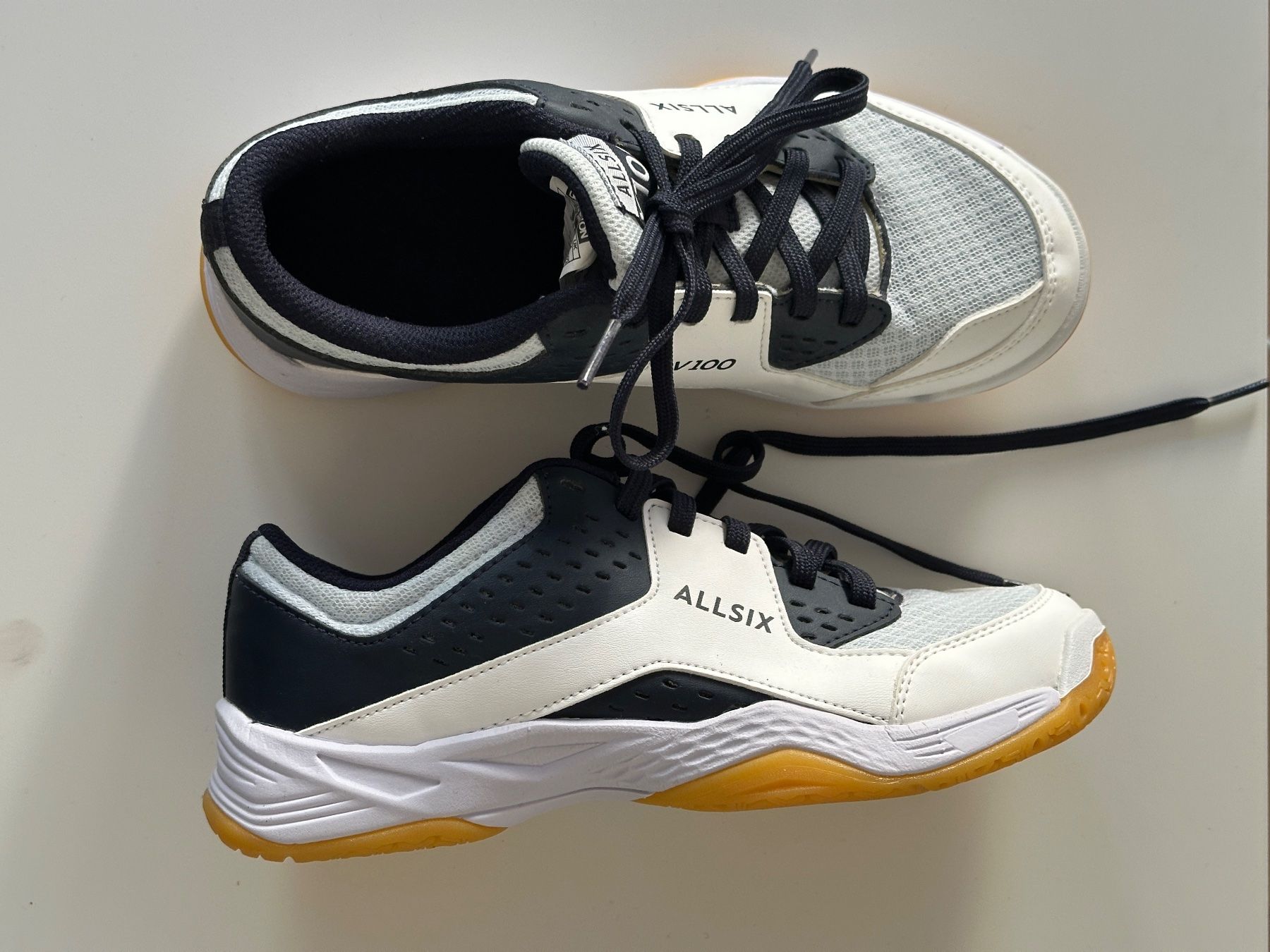 Scarpe da uomo: Basket pour gym – Usato da Neuchâtel venduto da Sylemef 1