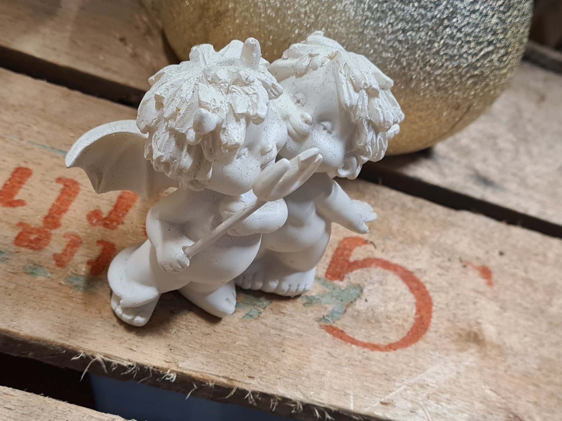 Statuette: Grössere IGOR Engelsfigur ca. 7.5 X 8 cm – Usato da Amriswil venduto da kleindeko 1