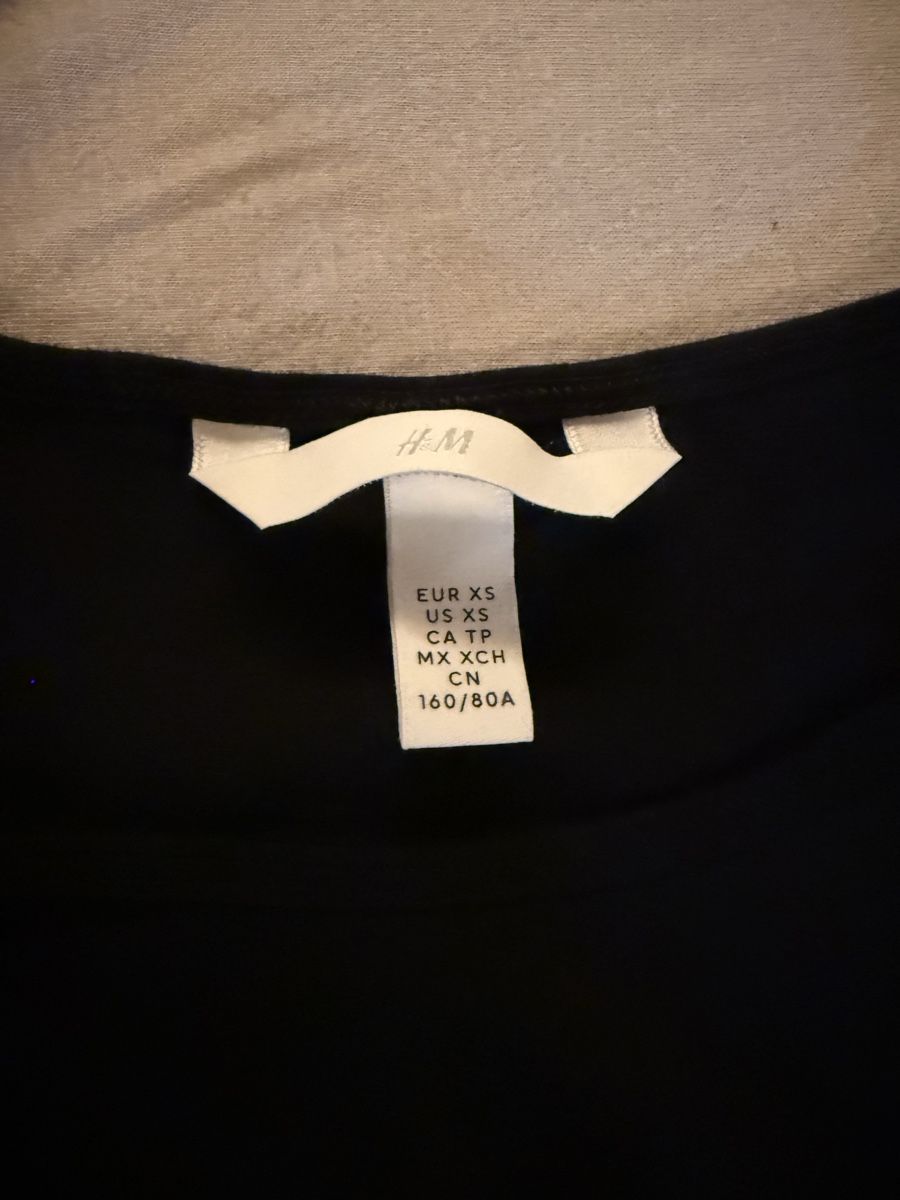 H&M Pullover & Sweatshirts: Damen Shirt schwarz – Gebraucht aus Bolligen von lee_orange 2