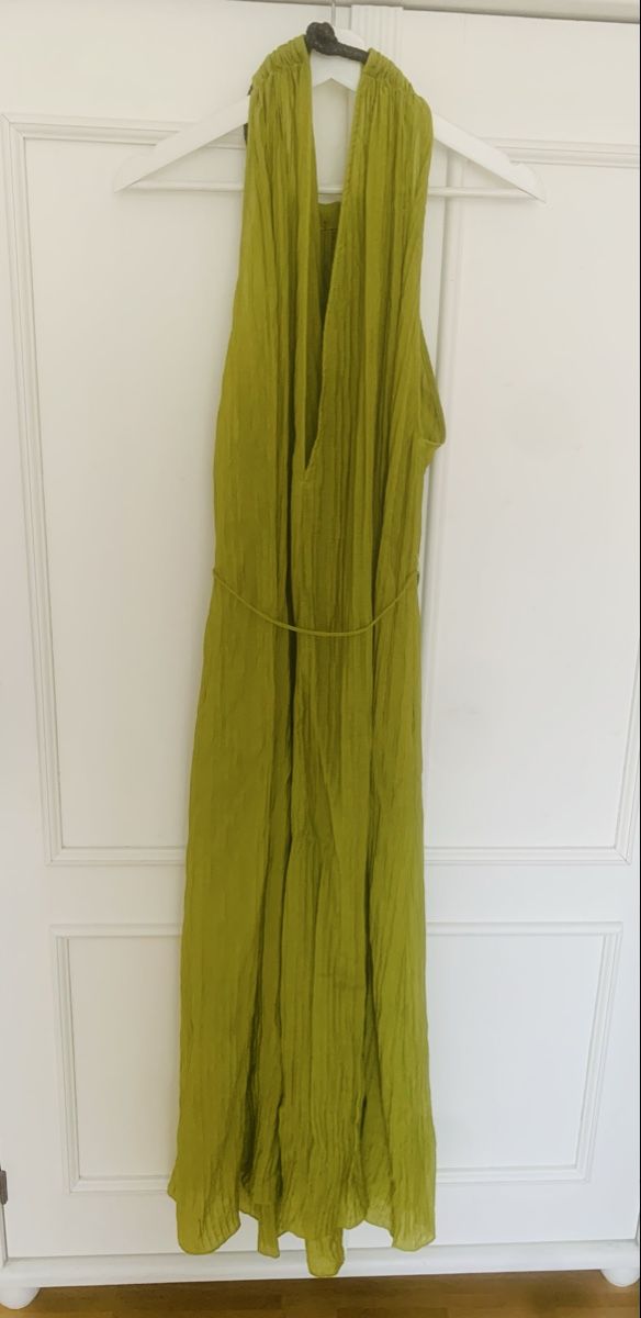 Kleider: Three Graces Plissee Sommerkleid Chartreuse – Gebraucht aus Zürich von MK124 1
