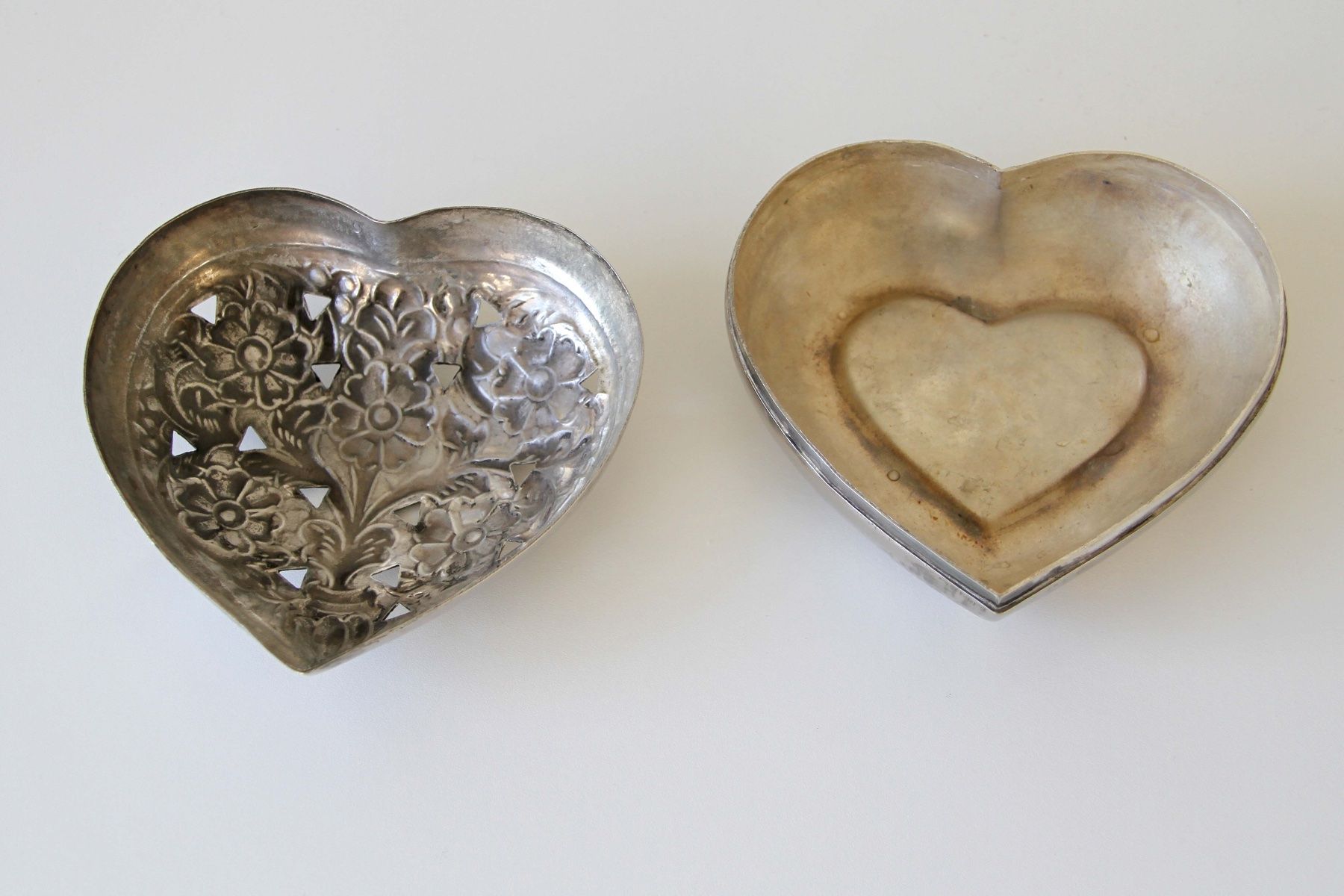 Sonstige Dekorationen & Accessoires: Herz Dose (Potpourri) versilbert mit durchbrochenem Deckel – Gebraucht aus Merlischachen von sammlerstueck 5