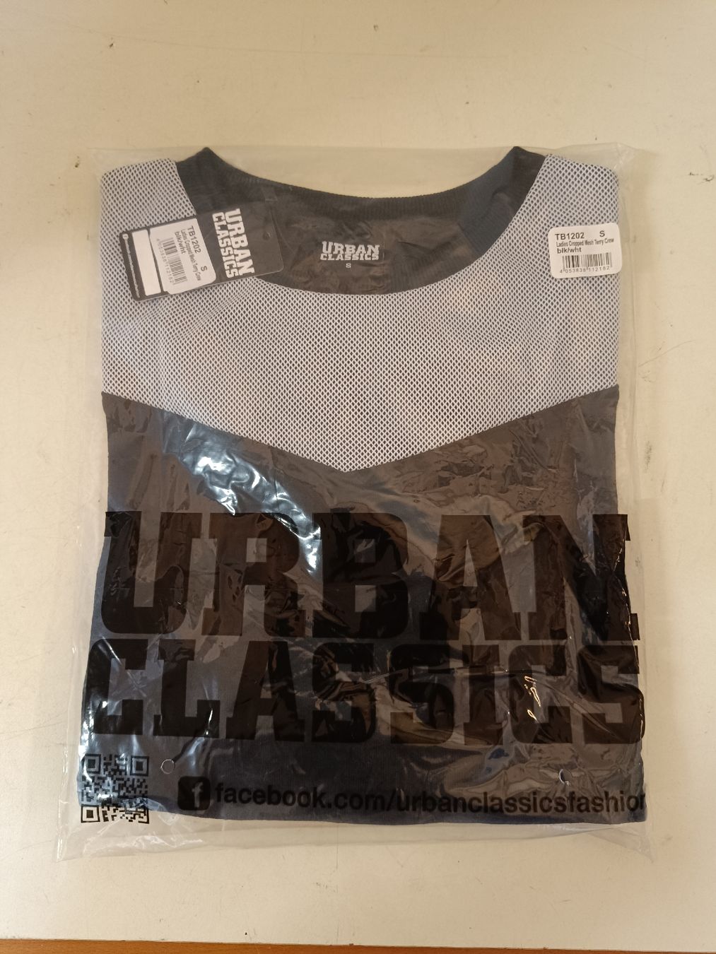 Maglioni & Felpe: Urban Classics Damen Pulli, Gr. S, neu mit Etikett. (nov261) – Nuovo e nell'imballaggio originale da Künten venduto da Schnaepplihuus 1