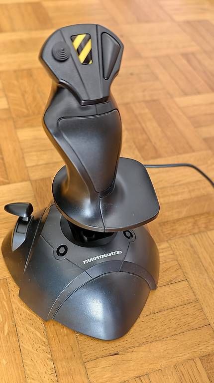 Controller: Joystick Trustmaster – Gebraucht aus Lausanne von lui_79h5 2