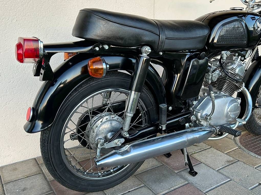 Strada: Honda CD125 Jg. 1968 – Usato da Altwis venduto da Benly 3