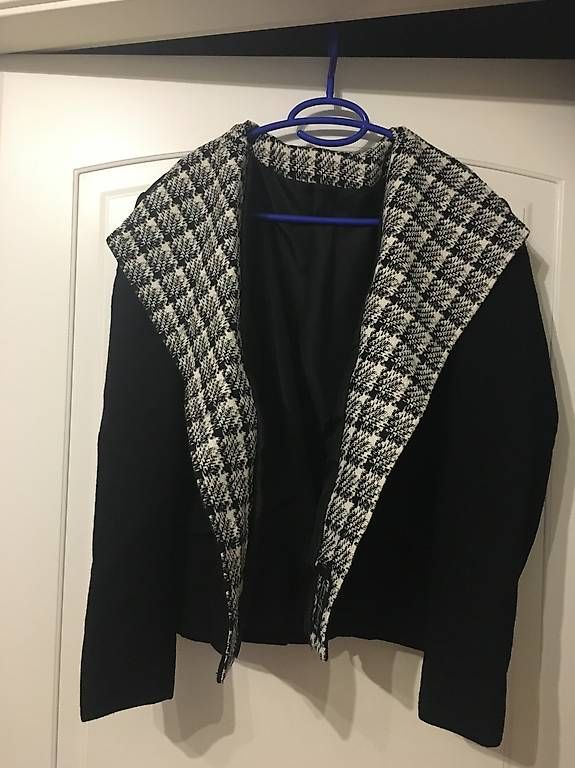 Giacche: Veste en laine taille 40 – Usato da Puidoux venduto da neg_9p7m 1