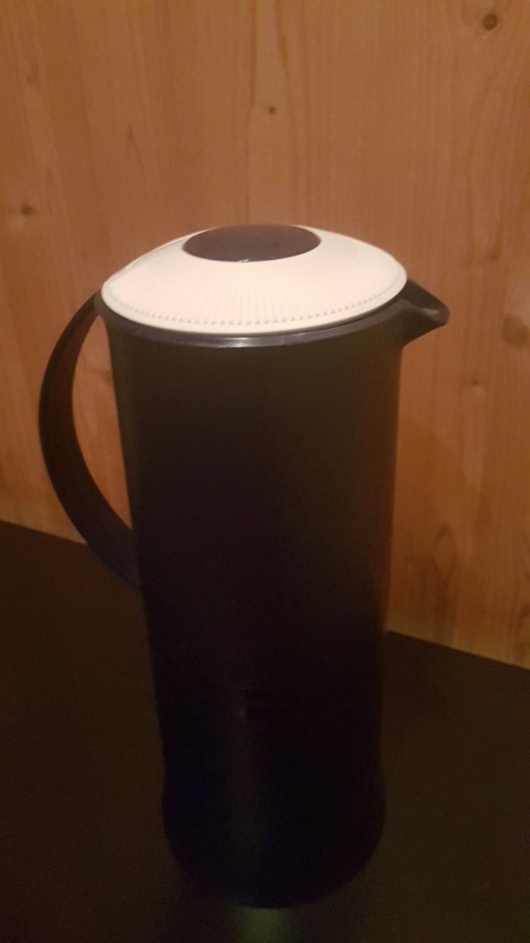 Tupperware Contenitori & Simili: Thermos Tupperware contenance 1 litre – Usato da Villiers venduto da san_jn5w