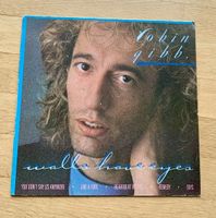 Robin Gibb walls have eyes