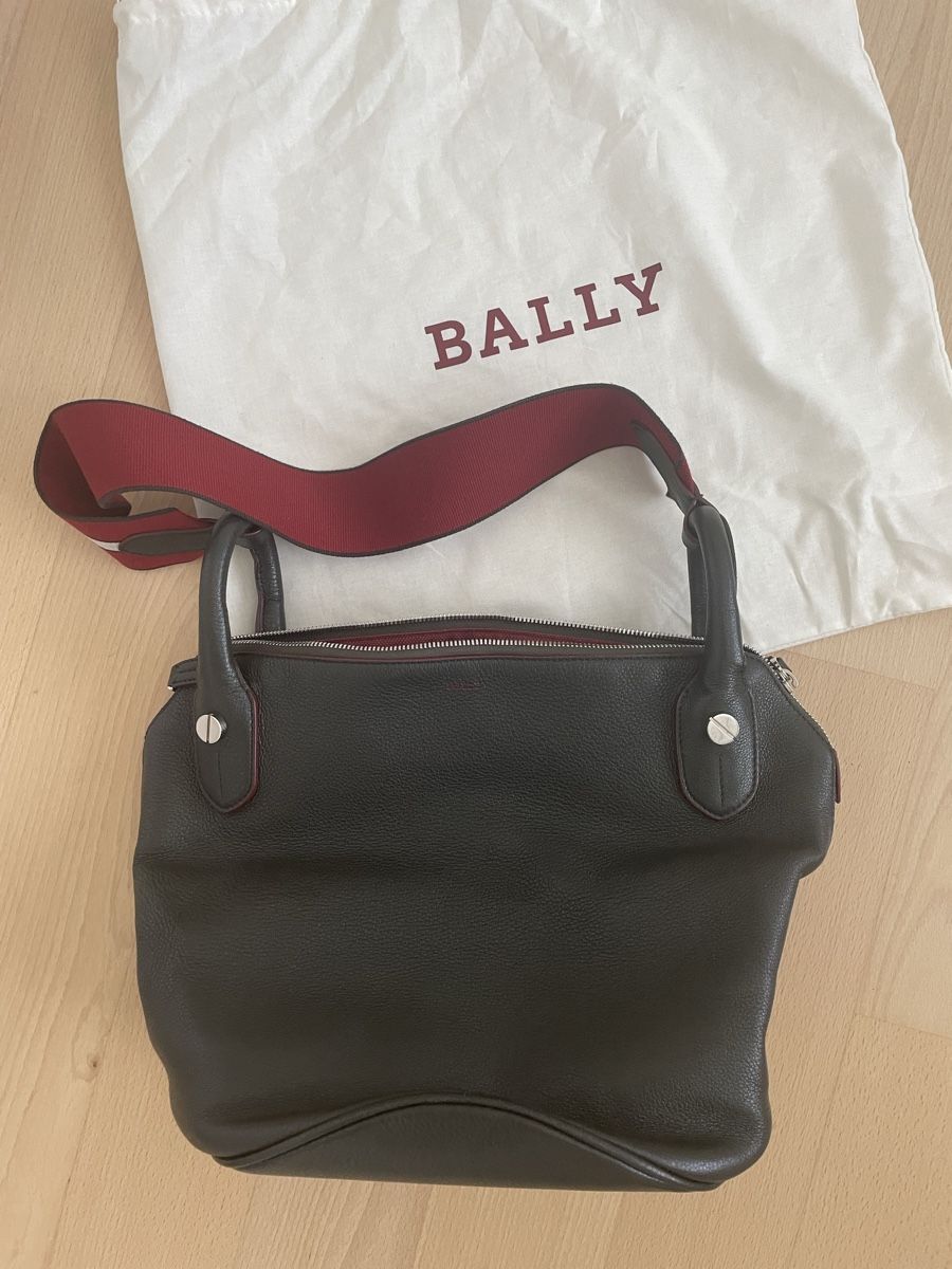 Bally Borse da donna: Chic Bally Leather Bucket Bag - Timeless Classic! – Usato da Bonstetten venduto da Aleksa75 4