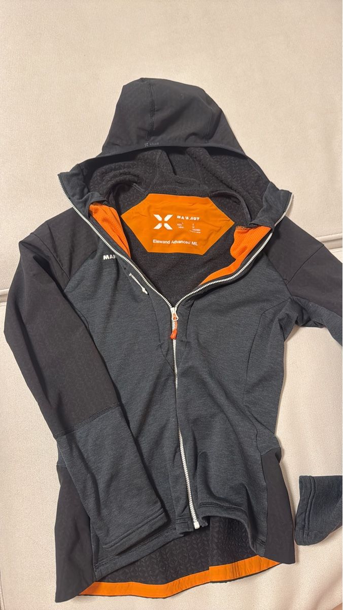 Mammut Maglioni & Felpe: Mammut Eiswand Advanced Hooded Jacket – Usato da Schlieren venduto da GaRe2509