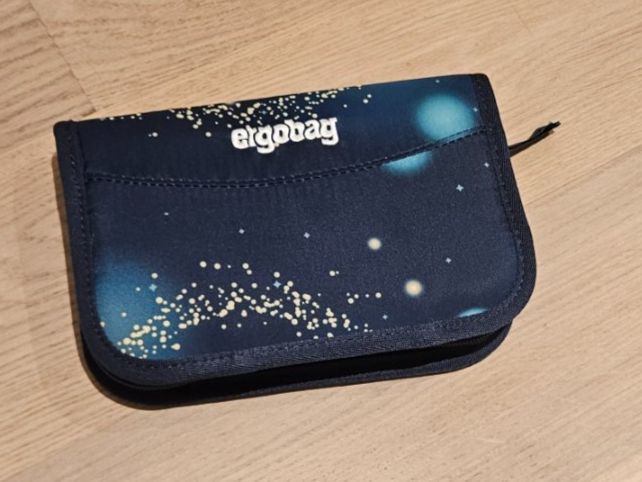 Allestimento di negozi e stand fieristici: Schulranzen Ergobag Cubo – Usato da Bülach venduto da liri5 5