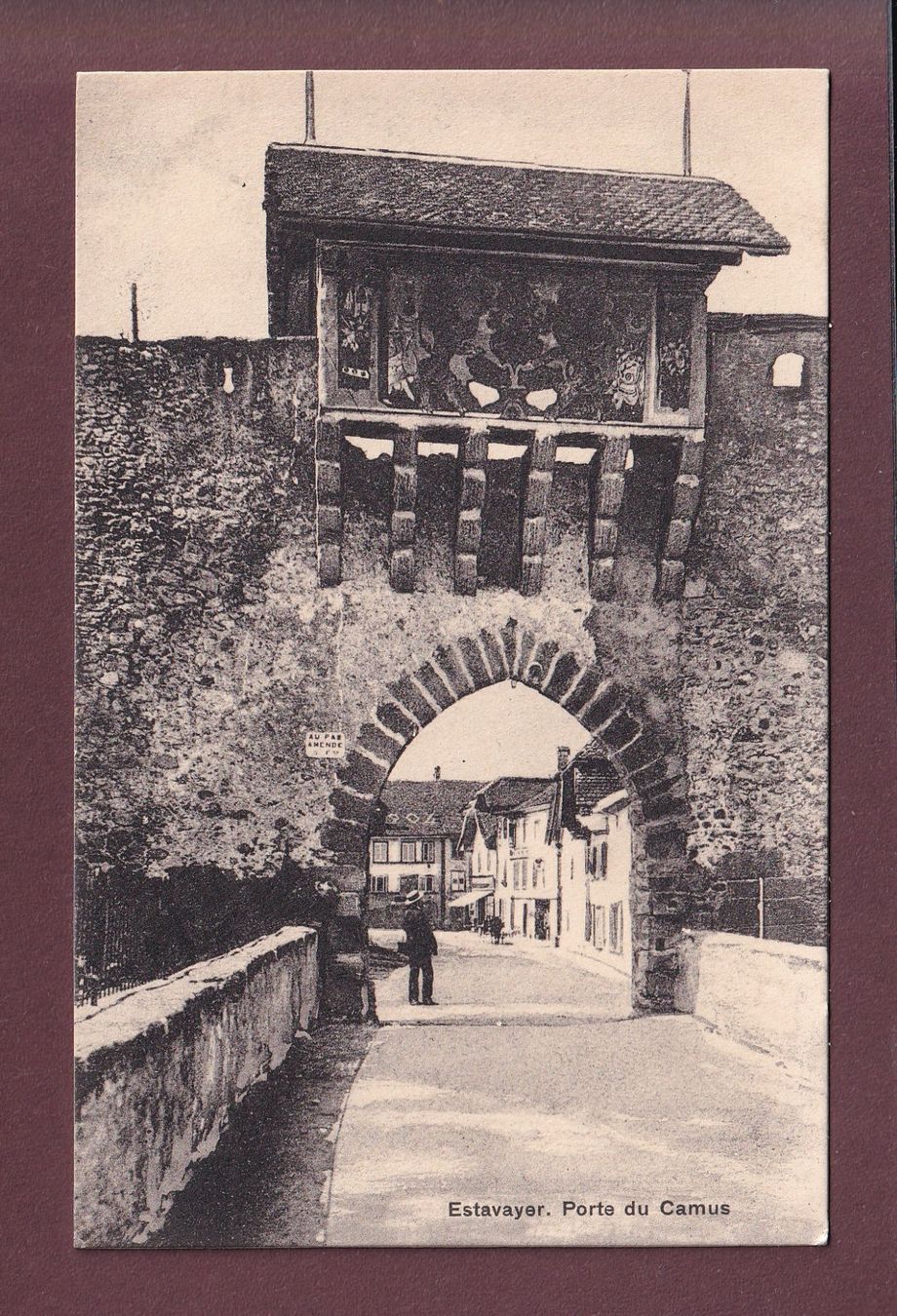 Cartoline postali: ESTAVAYER - Porte du Camus - 1913 – Usato da Pully venduto da nicecards
