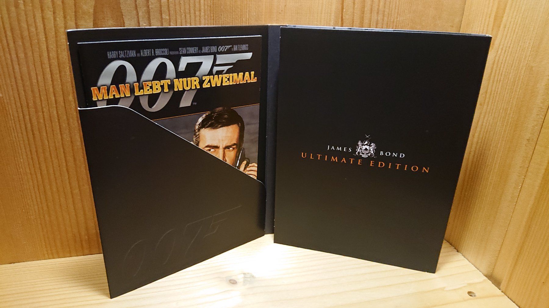 Tutti i DVDs: 007 MAN LEBT NUR EINMAL DVD Ultimate Edition – Usato da Wilderswil venduto da Exebub 4
