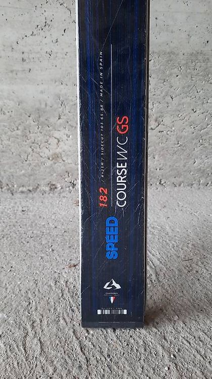 935839_7