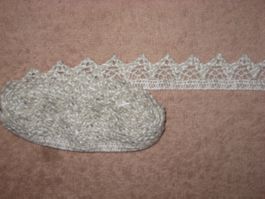Häkel-/Klöppelspitze BW beige meliert 2,5cm breit Reststück