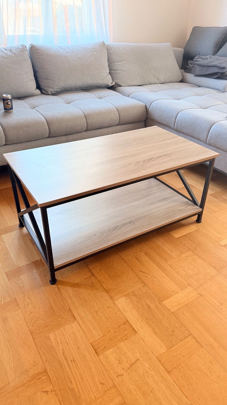 Tavoli: Couchtisch Holzoptik mit Ablage neuwertig – Usato da Wolfwil venduto da Stefwe