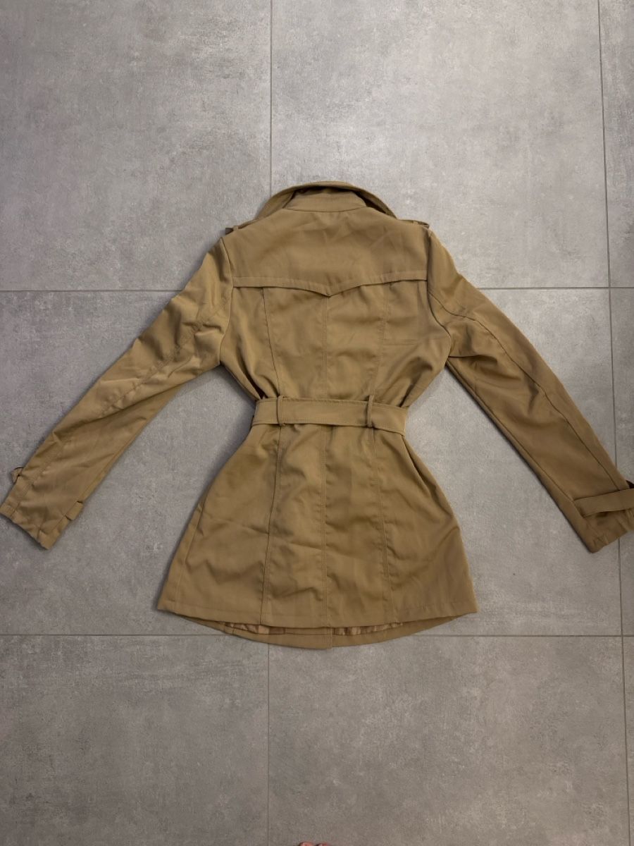 Cappotti: Moderner Damen Trenchcoat, Grösse S – Usato da Elsau venduto da shoppa 2
