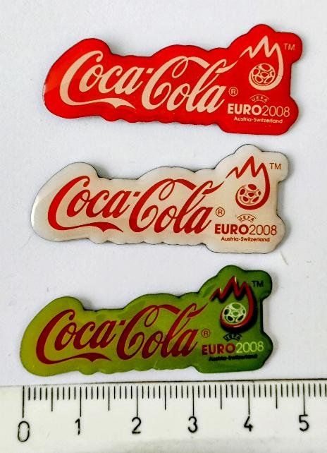 Plaquettes & Badges: 3 Coca-Cola  Pins  Euro 2008 – D'occasion à Pfäffikon ZH par Colacity