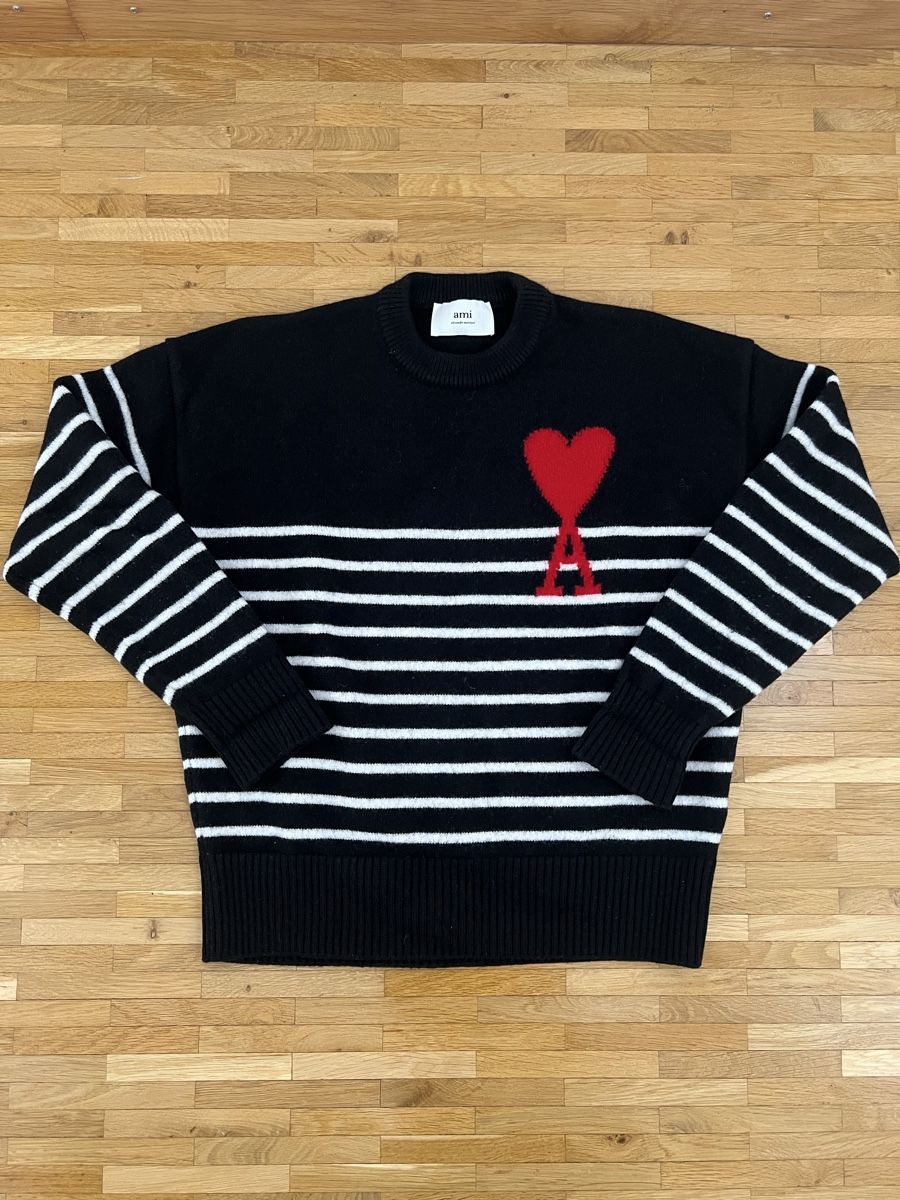Pullover & Sweatshirts: AMI Paris Pullover – Gebraucht aus Gossau SG von ell_d27x