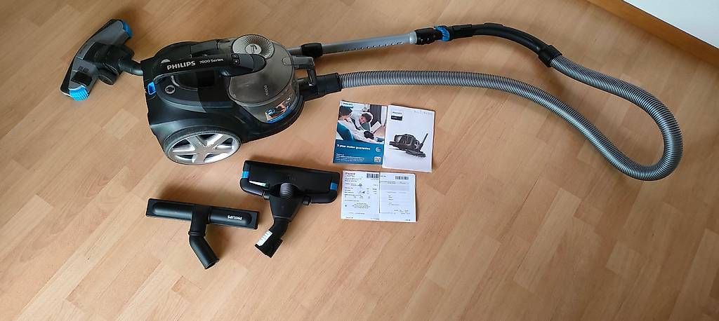 Aspirapolveri & Accessori: Aspirateur Philips sans sac – Usato da Montbrelloz venduto da laz_2nsl