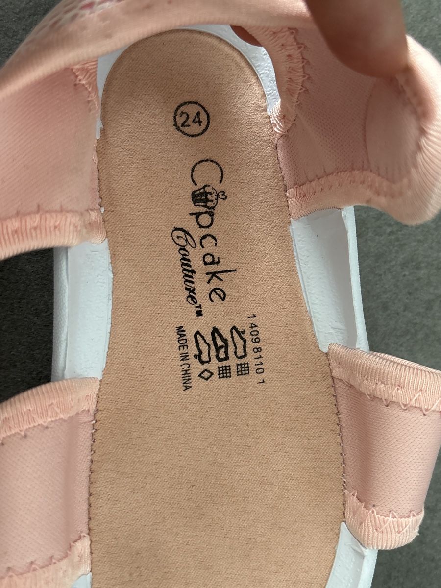 Scarpe per ragazze: Neue Sommersandalen, Gr 24 – Nuovo (secondo la descrizione) da Breitenbach venduto da mi95st 1