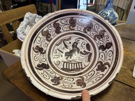 TALAVERA Fayence Teller Sammlung Jürg Stuker Gerzensee