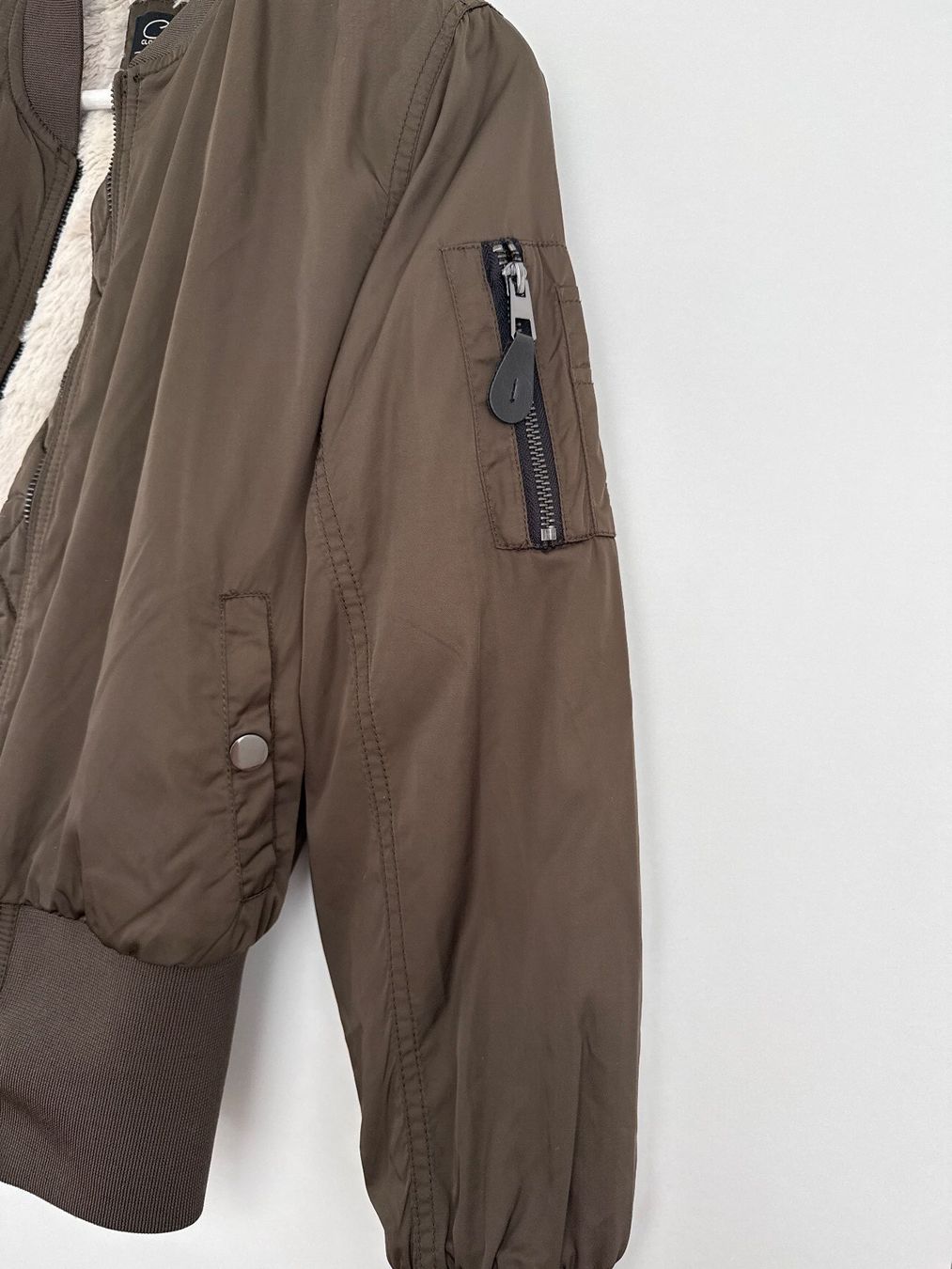 C&A Giacche: Olivegrüne Bomberjacke von C&A Gr.34-36 – Usato da Schönenwerd venduto da d.chiara 3