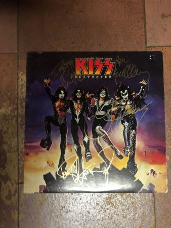 Signierte LP von Kiss