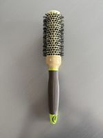 Macadamia Rundbuerste für schönes Haarstyling, Neuwertig!