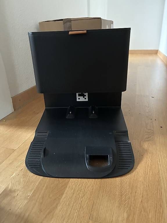 Aspirapolveri & Accessori: Aspirateur robot Roomba j7+ – Usato da Lausanne venduto da OliviaFramboise 3
