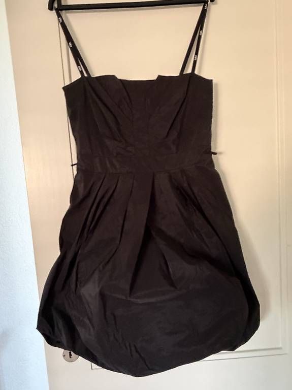 Kleider: Festliches Kleid – Gebraucht aus Schwarzenburg von SchoggoLoggo