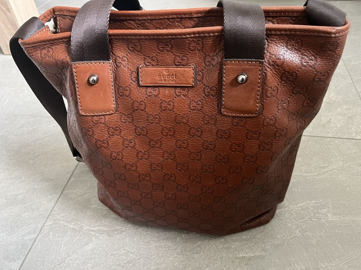 Gucci Taschen für Damen: Gucci – Gebraucht aus Brugg AG von Ljubinka0410