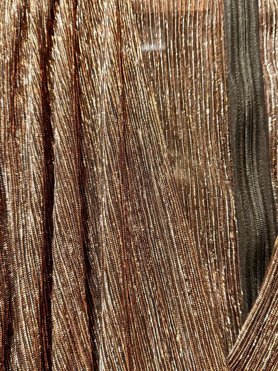 Maje Vestiti: Maje Kleid Gold  – Nuovo (secondo la descrizione) da Fällanden venduto da Pilli91 3