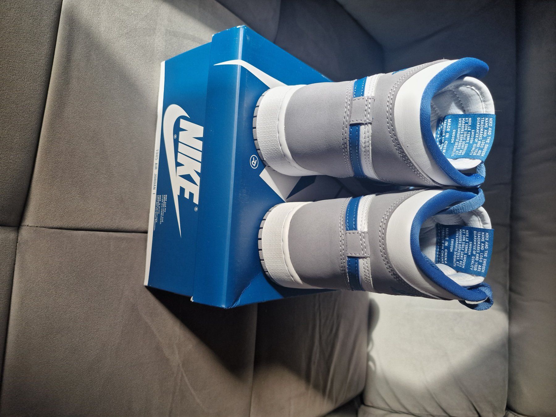 Jordan Scarpe da donna: Air Jordan 1 Mid bleu Taille 38 – Usato da Vuisternens-Ogoz venduto da Gwen1109 1