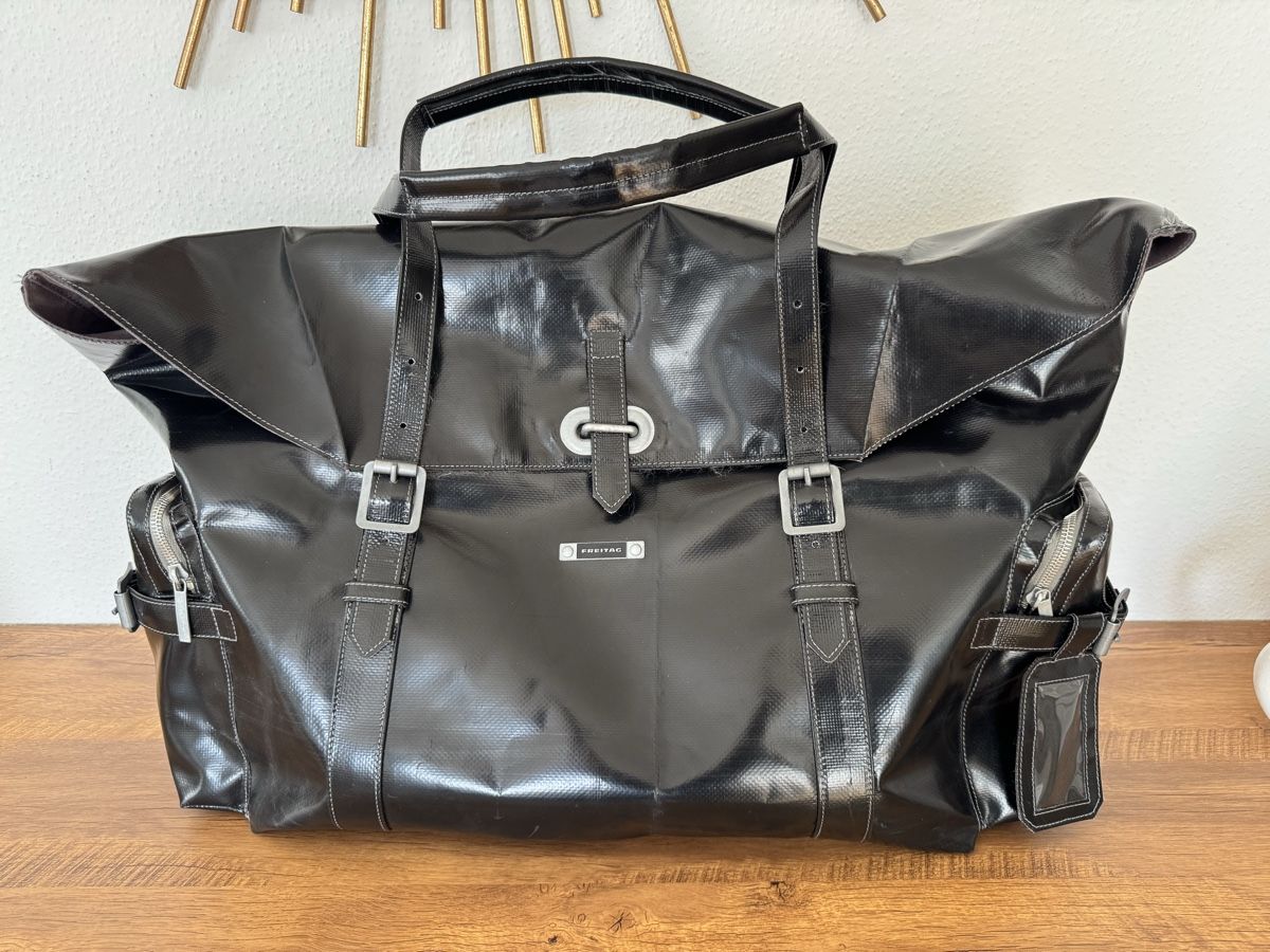 Freitag Borse: FREITAG REFERENCE*R516 HILTEN NOIR TOP – Usato da Brügg BE venduto da Goob 1