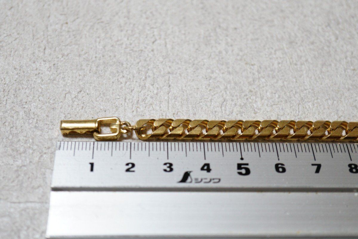 Givenchy Bracciali & Braccialetti: Givenchy Armband goldfarben Panzerkette – Usato da Winterthur venduto da Dejv 5