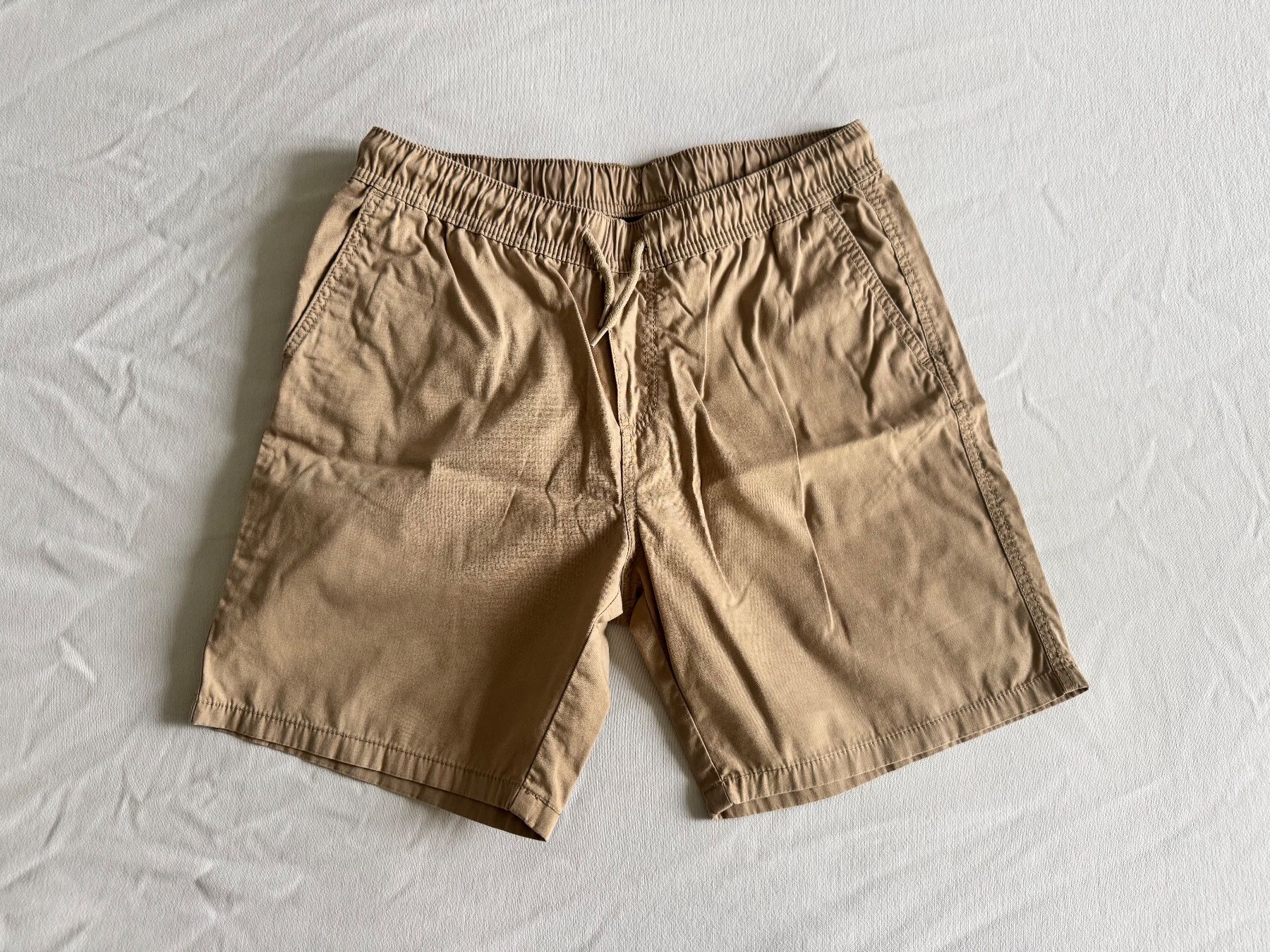 H&M Hosen: H&M Shorts Grösse S, beige – Gebraucht aus Löhningen von santafe06